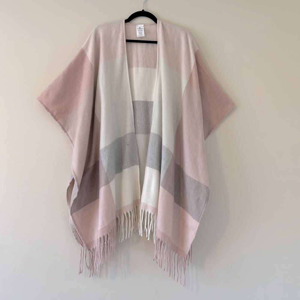 Woolrich Cozy Blanket Kimono  Aurora Plaid Light Pink Ivory One Size - Picture 5 of 9